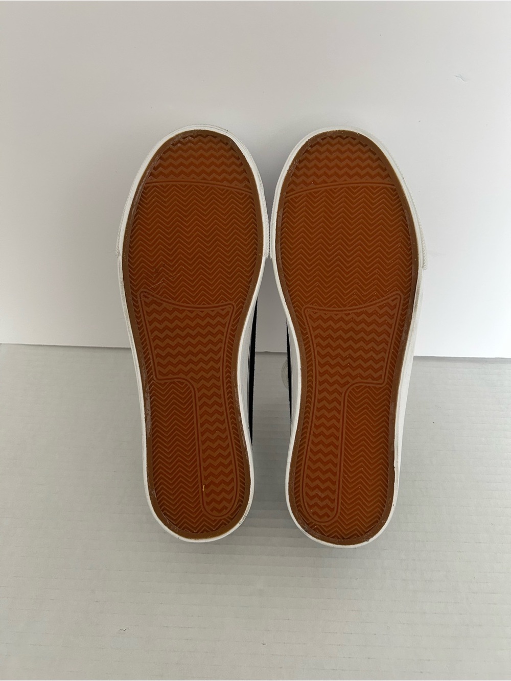Kids Black Canvas Lace-Up Sneakers/ no brand great for summer play - Picture 8 of 9
